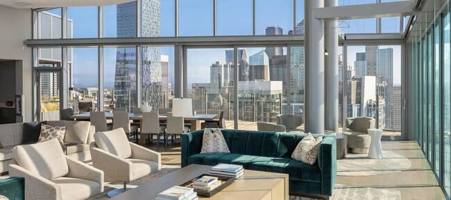 Photo - Newly Remodeled 1Bed/1 Bath Downtown Condo with Rooftop Deck & Luxury Amenities! Unit 502