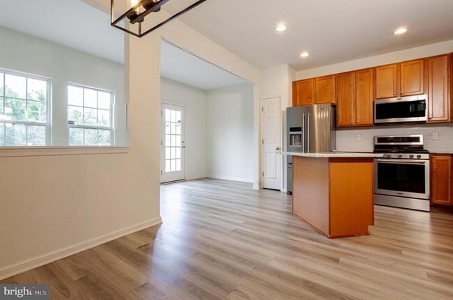 Photo - 520 Boxwood Ln