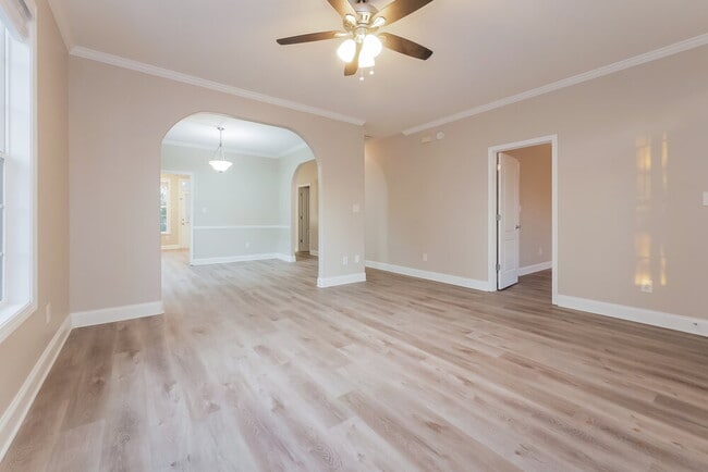 Photo - 120 Carver St