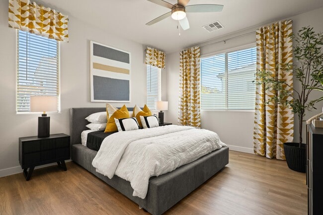 Moderne at Roosevelt