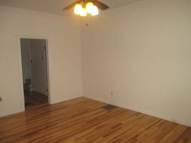 Photo - Townhome for rent in Upper Fells Point (Butcher's Hill) Unit Main