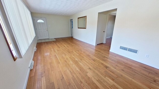 Photo - 2-Bedroom Rancher with Garage