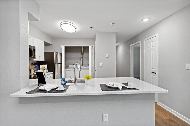 Photo - England Run North Apartments