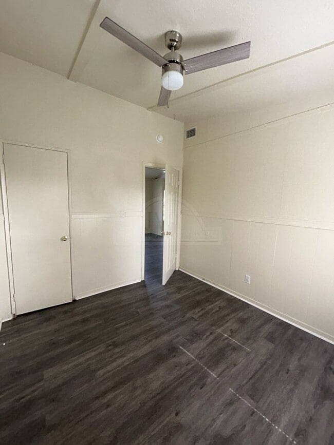 Photo - ***Two-Weeks Free Rent***910 Evergreen Str...
