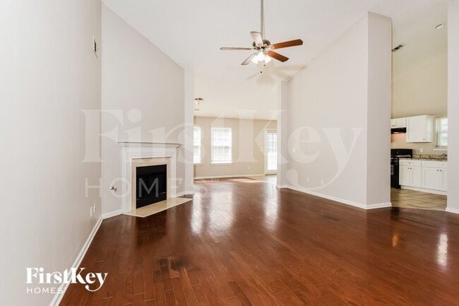 231 Grandview Ln