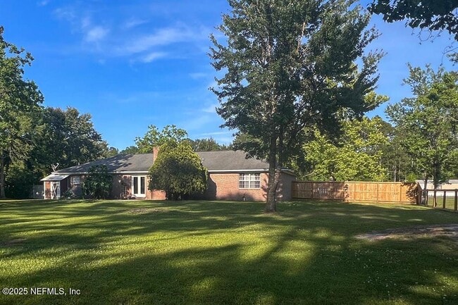 Photo - 54071 Armstrong Rd