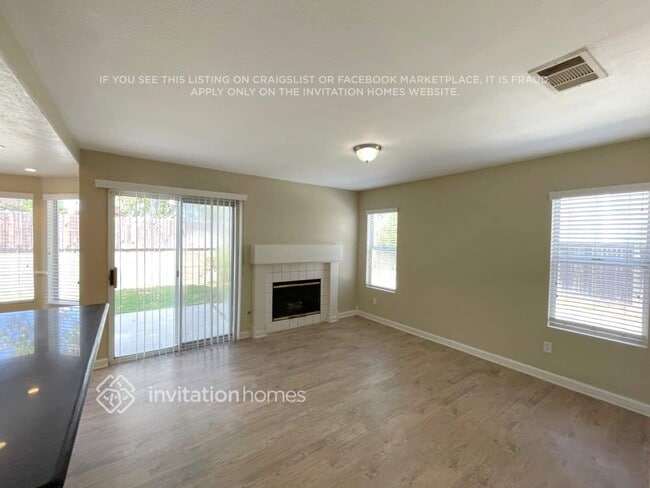 Photo - 22790 Downing St