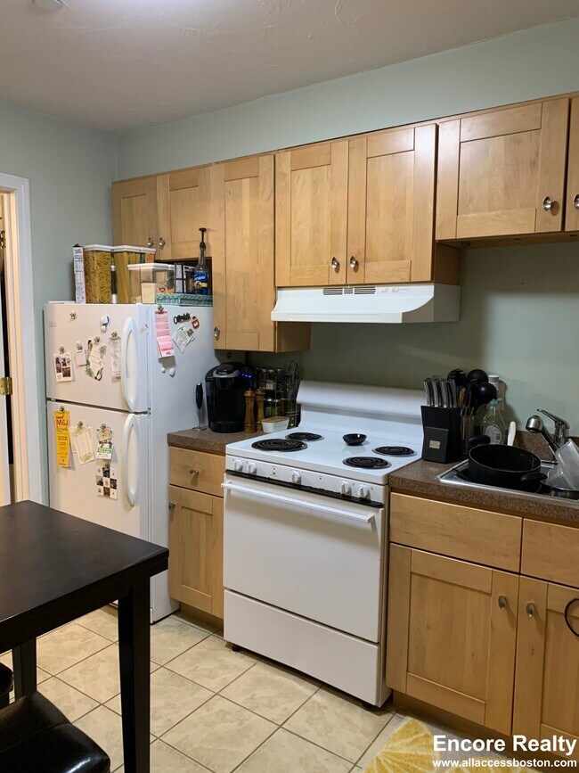 Photo - 883 Huntington Ave Unidad G-4