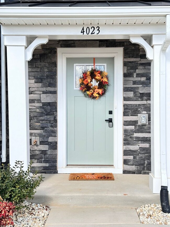 Photo - 4023 Purple Flora Bnd