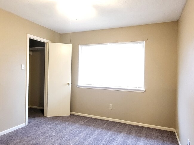 Building Photo - 16026 Barbarossa Dr