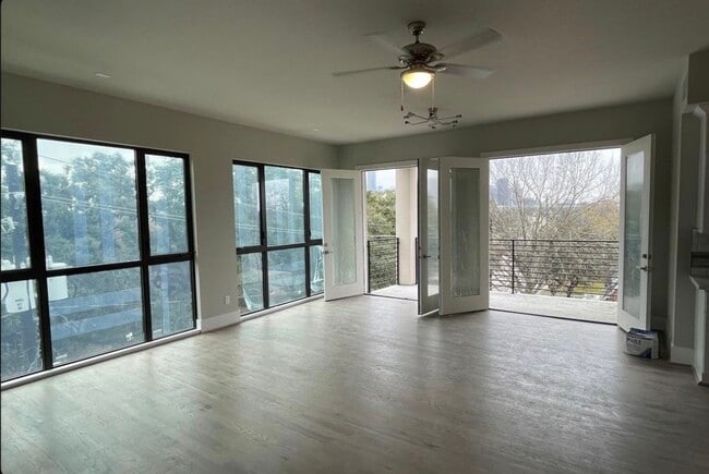 Photo - 2727 Houston Ave Unit 205
