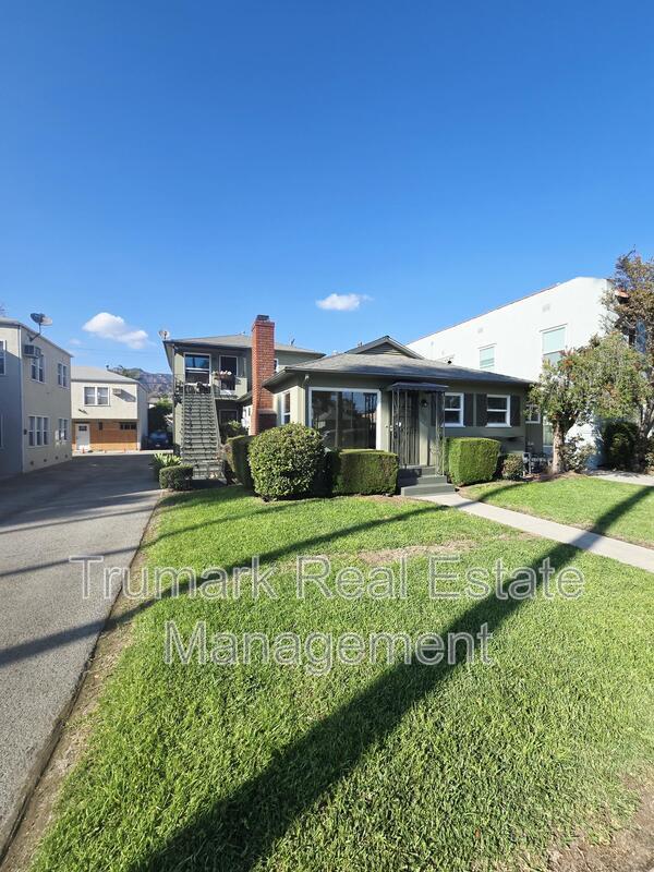 Building Photo - 649 W Glenoaks Blvd Rental