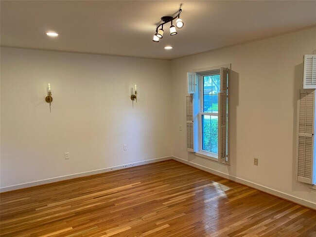 Photo - 3615 Elmridge St