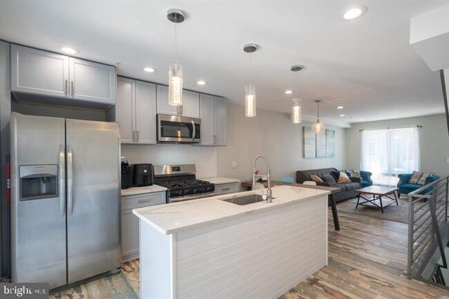 Photo - 2621 Federal St