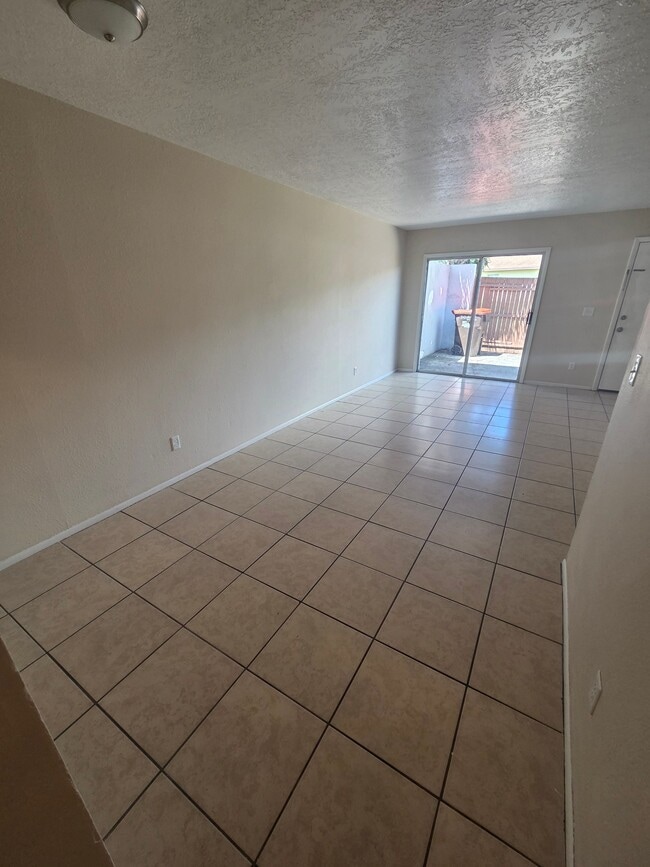 Photo - 5085 SE 31st St Unit A