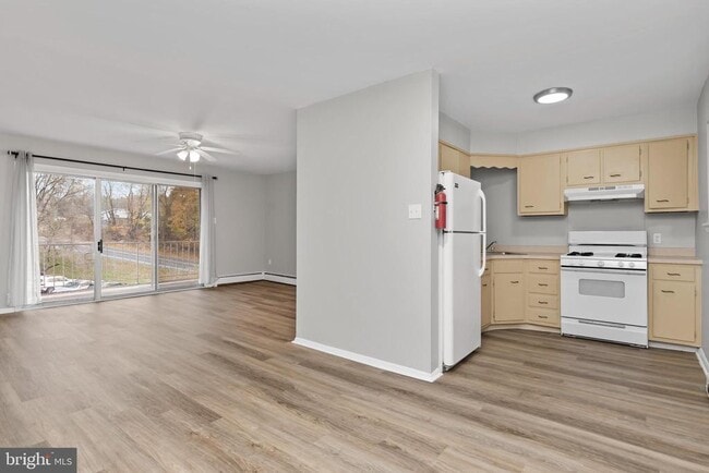 Building Photo - 3800 Elmerton Ave Unit C Rental