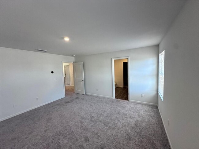 Photo - 536 Pemberton St