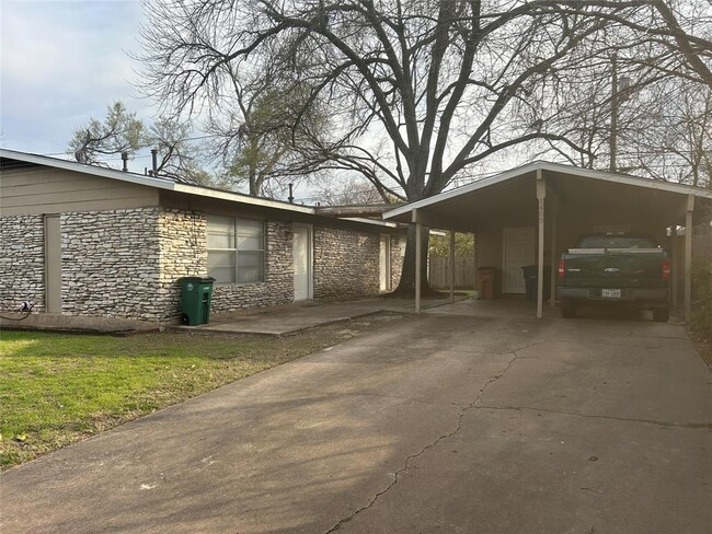 Photo - 1405 Braes Ridge Dr Townhome