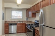 2BR, 1.5BA - 943 SF