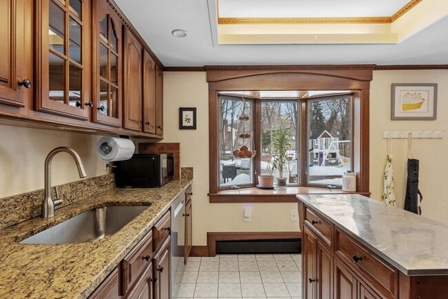 Photo - 19 Blossom Ln