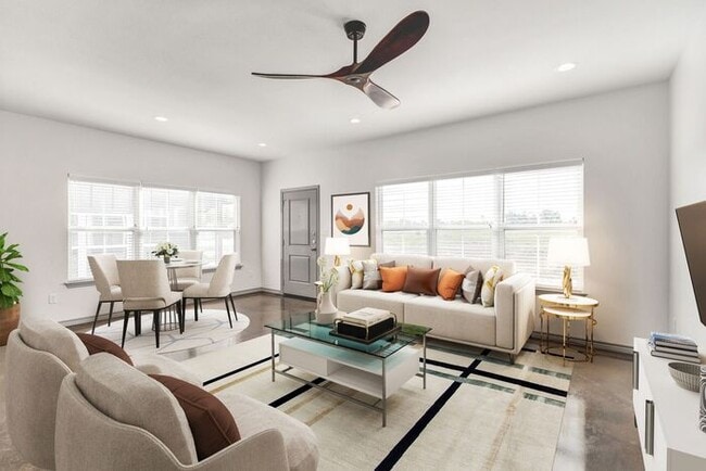 Sign a Lease By the End of July and Receive One Month of FREE Rent! Luxury 3 Bedroom 2.5 Bath Tow...