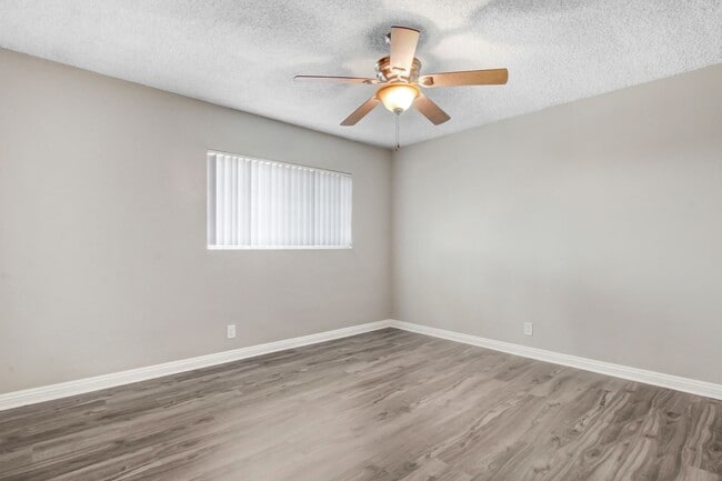 1336 W. Stoneridge Ct.
