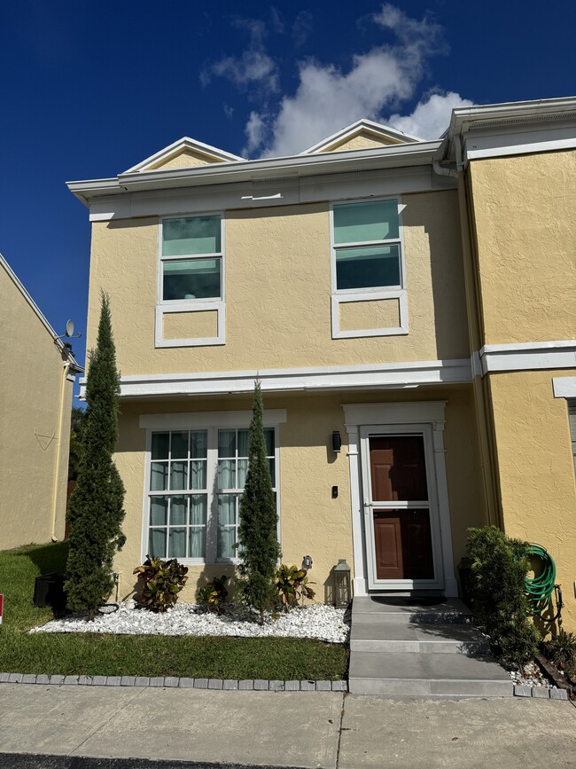 Photo - 2913 Belmont Ln Townhome