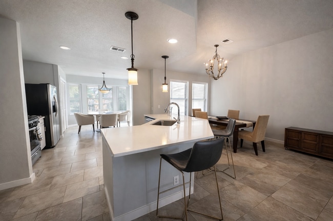 Photo - 3 BED 2 BATH AUSTIN TX!!! NEW MANAGEMENT!!!!