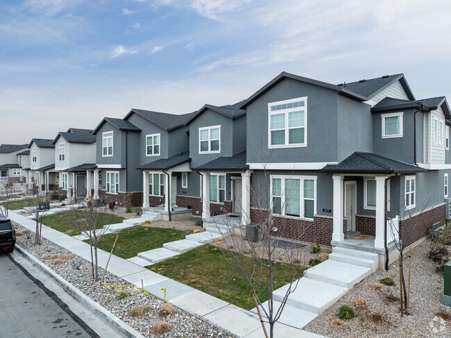 Gabler's Grove Towns