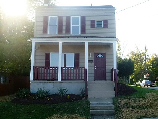 Photo - 135 Fannie St