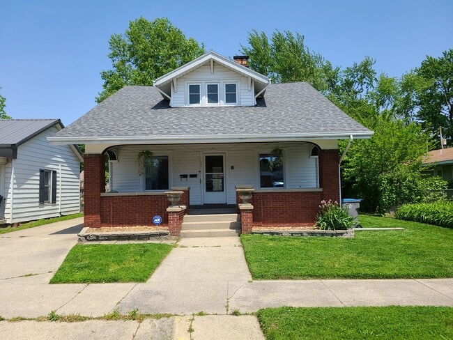 Building Photo - 935 E Ft Wayne St Unit A