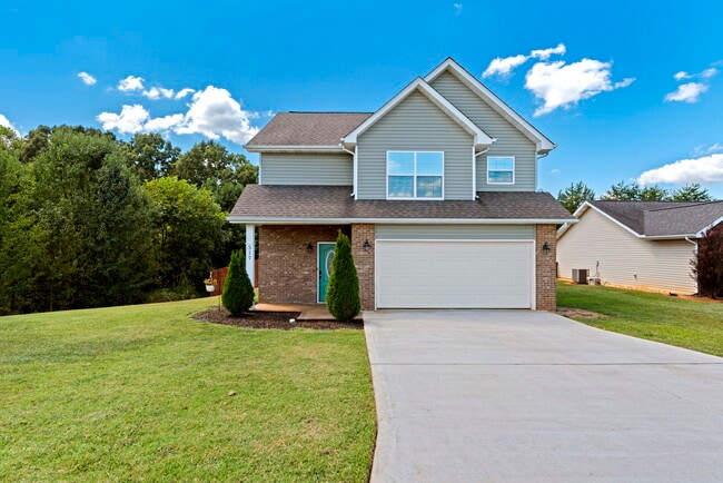 Photo - 317 Wynberry Ct House