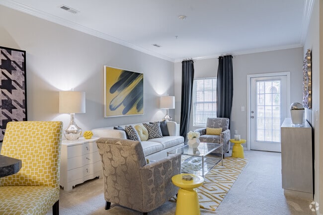 2BR, 2BA - 1,096SF - Living Room