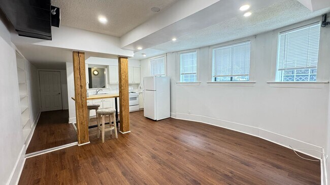 Photo - 933-918 18 Ave SW Unit 6