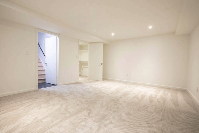 Photo - 1321 I St NE