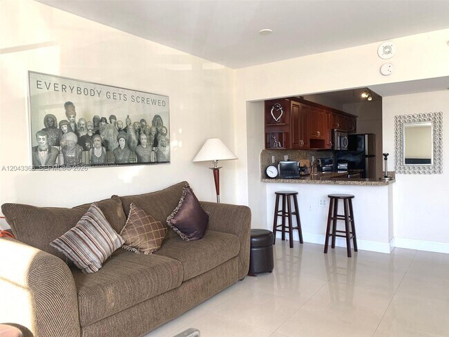 Photo - 100 Lincoln Rd Unit 316
