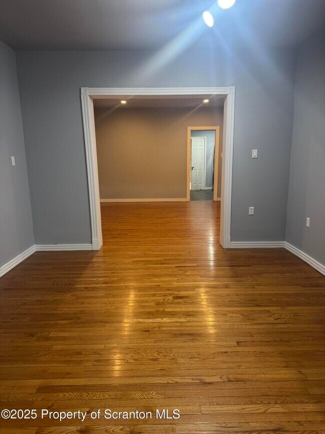 Photo - 1019 Wheeler Ave