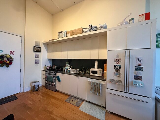 Building Photo - 50 DEY St Unit 258