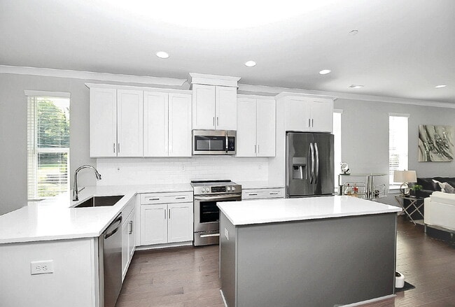 Photo - End Unit in SOUTH END