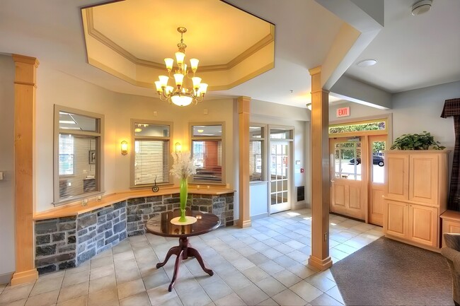 Photo - 1600 Elmwood