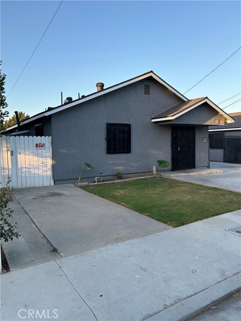 Photo - 127 E 49th St