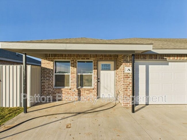 Building Photo - 10524 Tierra Sta. Dr Unit A