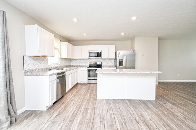 Photo - 5697 Julia Kate Dr