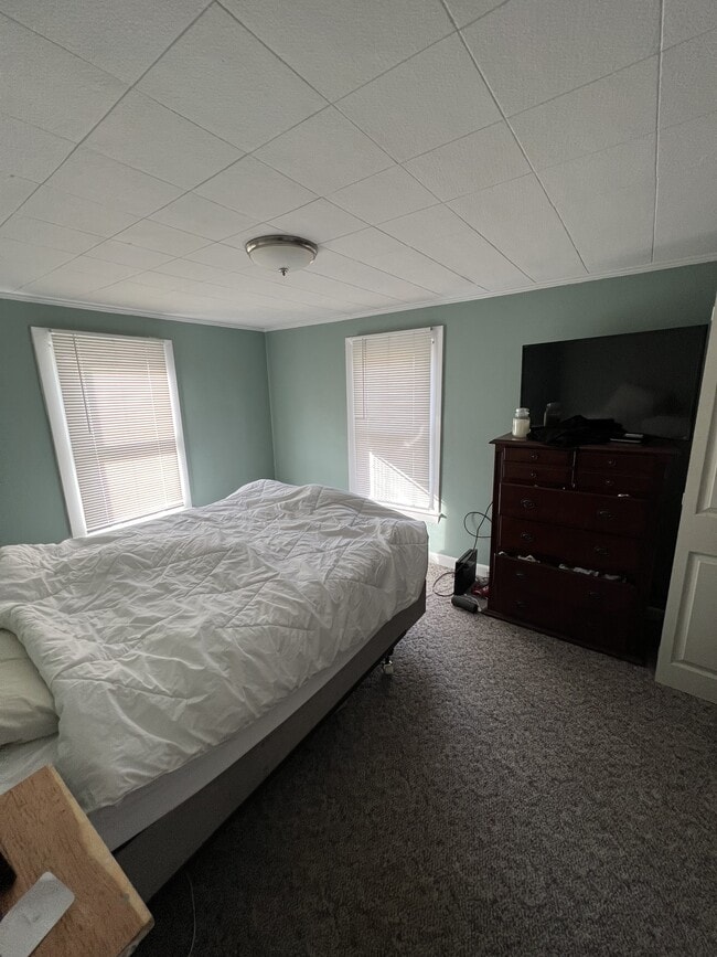 Bedroom - 67 Connors St Apartments Unit 3