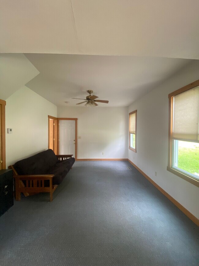 Photo - 6086 Southwest Ln