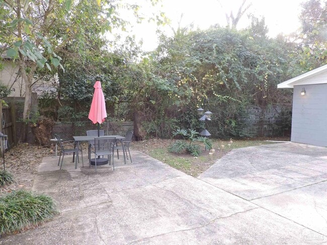 Photo - 1711 N 60th Ave