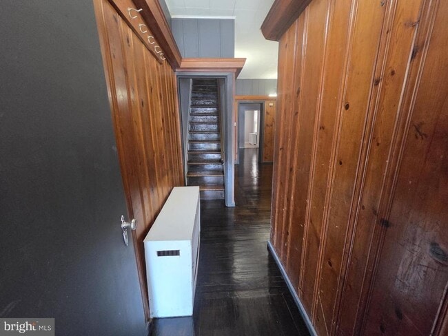 Photo - 633 E Allegheny Ave