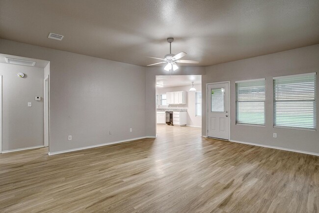 Photo - 2616 Castle Pines Dr