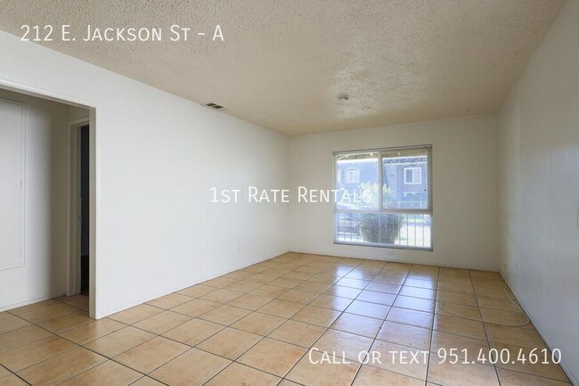 Photo - 212 E Jackson St Unidad A