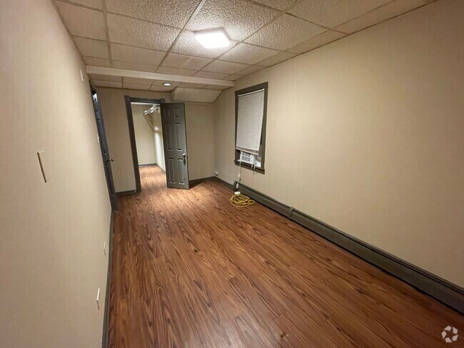 Building Photo - 3450 W Le Moyne St Unit 1 Rental